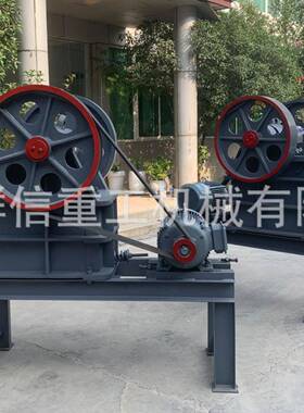 移动碎石机鄂式粗碎金矿原石工业设备厂家直发