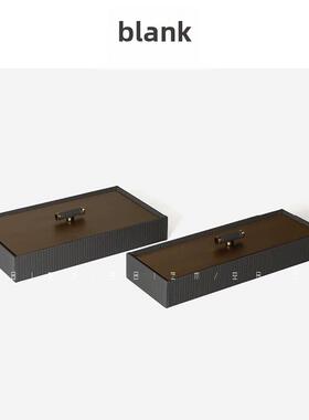 孔河现代无障碍豪华梳妆台装饰盒饰品样板房售楼处白色皮革金属首