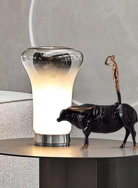 创意金属铜牛工艺品压铸铁制艺术品书房会所样板间橱窗装饰品摆件