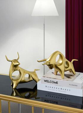 高档简约代招牛摆件玄关客酒厅书柜现办公室桌面陈列家居财红架装