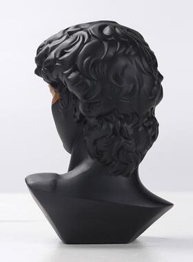 创意大卫雕塑人物头像轻奢摆间件家居饰艺术北欧厅样板装QJU客品