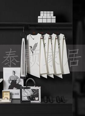 现代极简风样板房毛毡假衣服衣帽间软装饰品组合简约衣柜衣橱摆件
