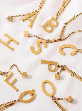 Fashion 26 Tassel Letter Pendant Titanium Steel Necklace项炼