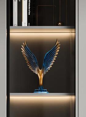 大鹏展翅现代轻奢高档摆件客厅电视柜家居装饰品创意飞鹰小工艺品