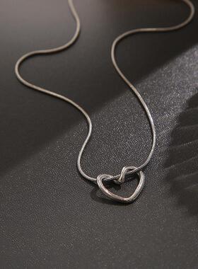 love pendant necklace female镂空爱心吊坠项炼女心形素圈锁骨炼