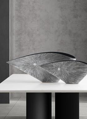 意式现代极简轻奢高档抽象艺术摆件玄关电视柜客厅家居装饰品花瓶