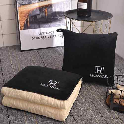 高档车上抱枕被子两用合一多三功枕能四季汽车靠枕抱小被子两用包 - 图3