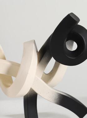 现代伸咪儿童房曲线条猫趣味扭样板间售楼处卧展室米黑动PBO物摆