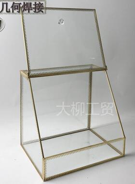 113A花边铜条 钢化玻璃焊接几何形化妆品防尘柜收纳盒