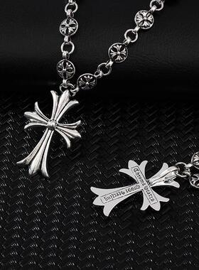 handmade cross necklace from a trendy nightclub brand项链