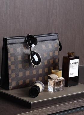 板房样衣间意商式轻奢衣服皮鞋软tb-72321帽装咖色主题务男士衣柜