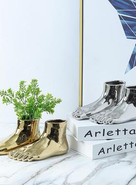 北欧轻奢创意抽象足脚掌摆件家居样板房酒店会所民宿软装饰品