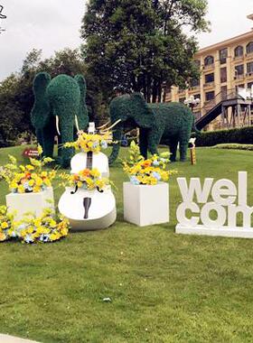 高档网景红打卡户外观花园庭院造景雕大塑摆件金属提琴家简约居装