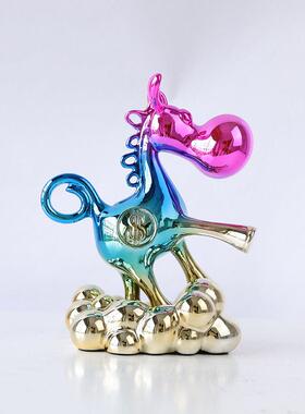 创意树脂生肖卡头金币马摆件现轻奢家居装饰品电镀工艺艺术摆设