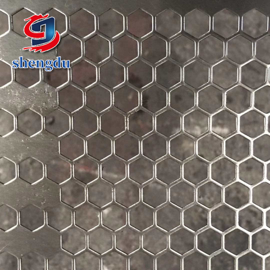Stainless steel punching tray copper hole plate chassis grille fan air outlet grille round hole ventilation and heat dissipation board machine