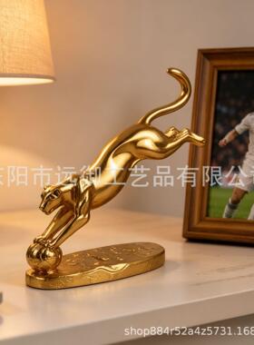 亚马逊跨境爆款世界杯足球动物摆件2026美加墨周边老鹰驼鹿工艺品