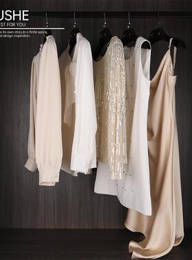 样板间衣帽间服饰衣服丝巾现代简约帽子帽架包包软装饰品套装