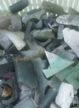 翡翠原石碎料新手学习刻练手毛料边角料高冰种下脚料明料玉石中式