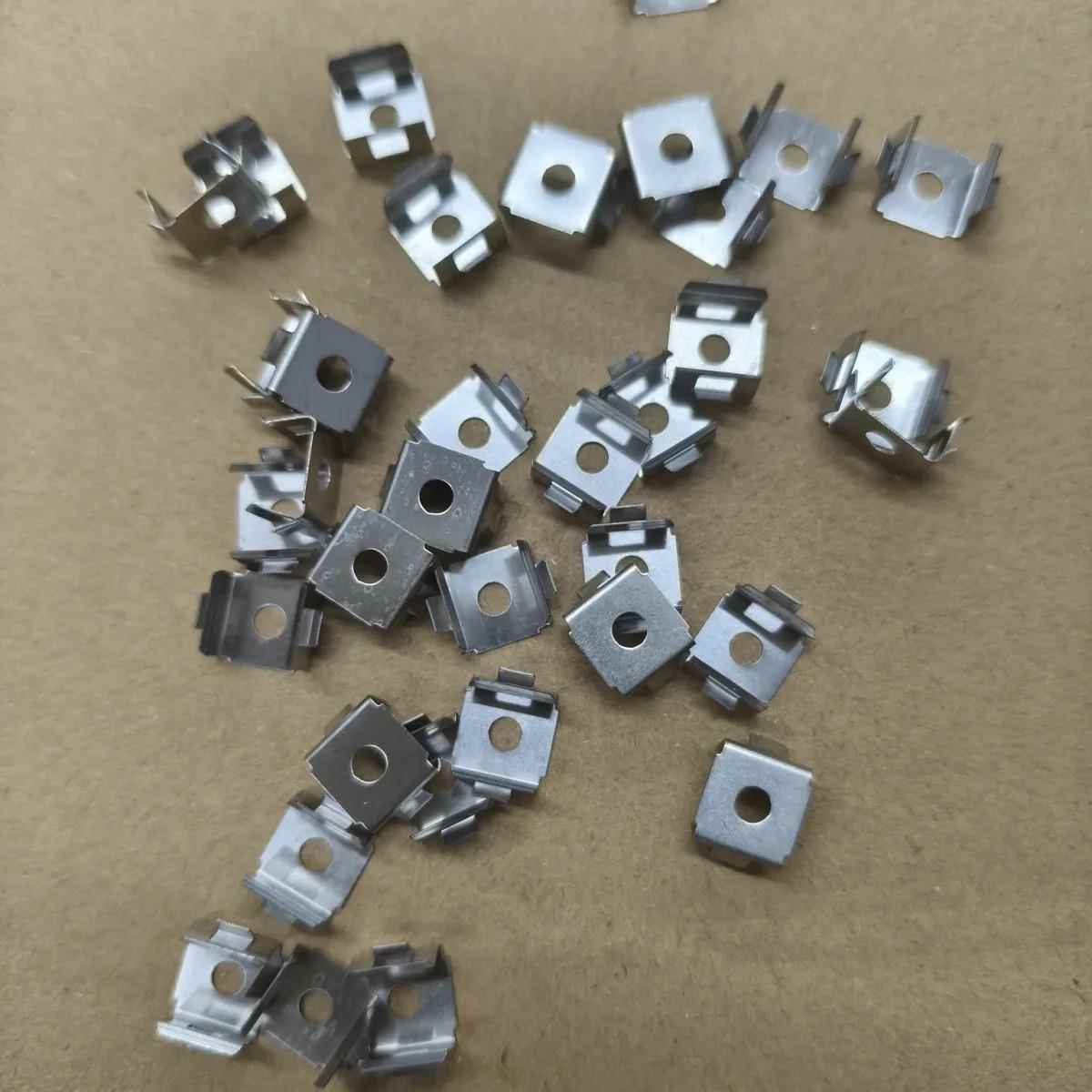 卡扣灯具线性明装led嵌入式灯槽铝带卡扣led不锈钢灯饰外壳固定灯 - 图1