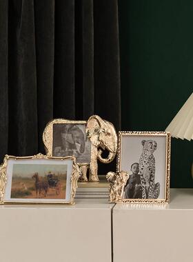 进口欧式覆古雕花金属边相框摆件法式简约样板间卧室照片相架装饰