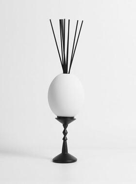 现代简约白色陶瓷蛋壳香薰几何摆件样板间样品屋展示中心客厅书房