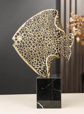 高级感大理石招财鱼摆件酒店办公室电视柜玄关酒柜装饰金属工艺礼