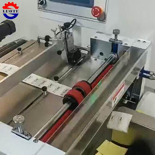 魔术贴电脑切带机350型不干胶商标切片机全自动排废模切机厂家 - 图2