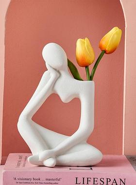 客厅电视柜摆件轻奢高档2025新款ins风创意花瓶抽象艺术人物小众