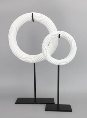 新式创0025意绞丝中圆环装树脂摆件板房家居玄样关客厅软饰品桌面