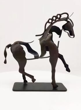 Horse Sculpture Adonis铁马雕塑阿多尼斯镂空桌面装饰摆件带灯串