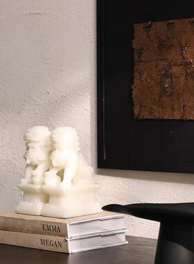 轻奢中式现代样板间展示柜陈列搭配装饰艺术皮革鎏金布艺挂画摆饰