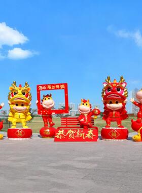 2026新年马雕塑马年吉祥物户外玻璃钢春节景区售楼部装饰美陈摆件