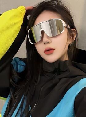 户外登山爬山骑行眼镜防风护目镜徒步雪山冲锋运动墨镜女防紫外线