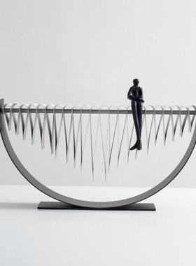 现代简约金属摆件创意阅读思考人物摆设样板间客厅玄关柜软装饰品