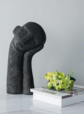 侘寂肌理抽象沉思人像雕塑树脂摆饰简约家居样板间玄关桌面软装饰