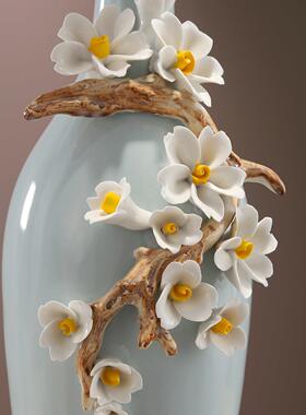 入户进门玄关摆件长款陶瓷花瓶红果插花客厅电视柜高级感过年装饰