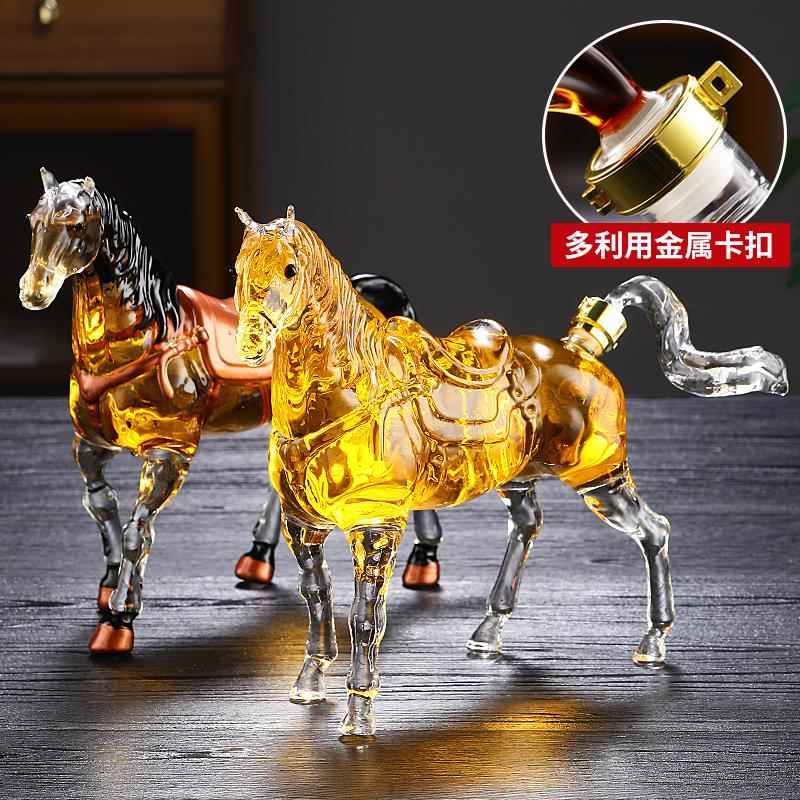 New horse-shaped wine bottle high borosilicate glass thickened zodiac made in China special high-end ornaments for wine zodiac
