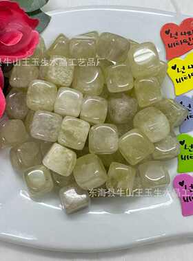 厂家供应天然黄水晶方块抛光摆件黄水晶小方块鱼缸花盆装饰水晶石