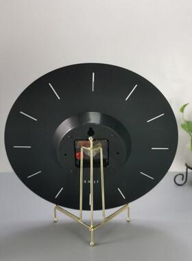 欧简约静金属挂钟现代工业风黑色时北客厅创CUA意钟个性圆音形钟