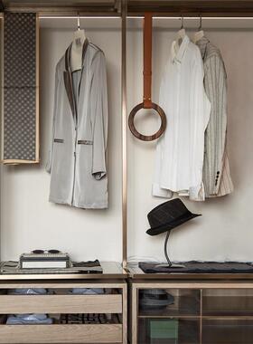 实木皮挂围巾架金属领带丝巾架子几何铜挂环软装样板房衣帽间装饰