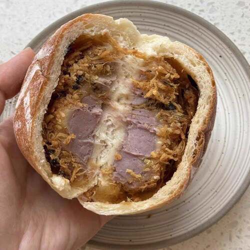 周建生芋泥松松麻薯爆浆夹心面包健身代餐早餐食品软欧包手作 - 图1