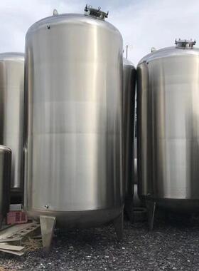 5吨10吨白酒黄酒储工业层密封食用油酒水乳品不锈钢储