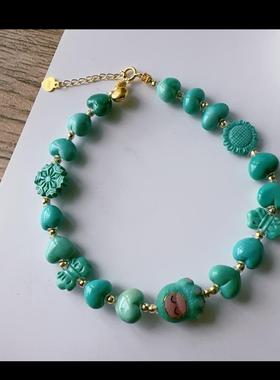 天然原矿绿松石爱心手链18k金配饰单圈手串女珠链珠串规格8mm左右