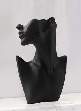 黑色现代酒柜摆件电视柜摆件创意树脂北欧玄关奢人物轻雕塑客厅