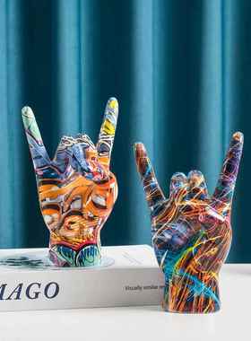 新品摇滚人物手势树脂摆件创意家居卧室桌面氛围装饰品工艺品