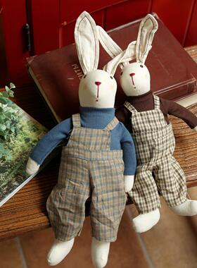 冬日毛线卡通长耳小兔子布偶竹炭玩偶公仔情侣兔家居装饰品摆件