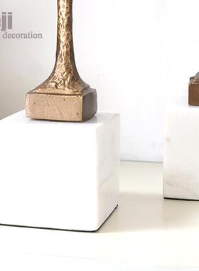 现代轻品奢样板房雕塑 象铸铁人物B249摆 样板房软装饰工抽件艺品