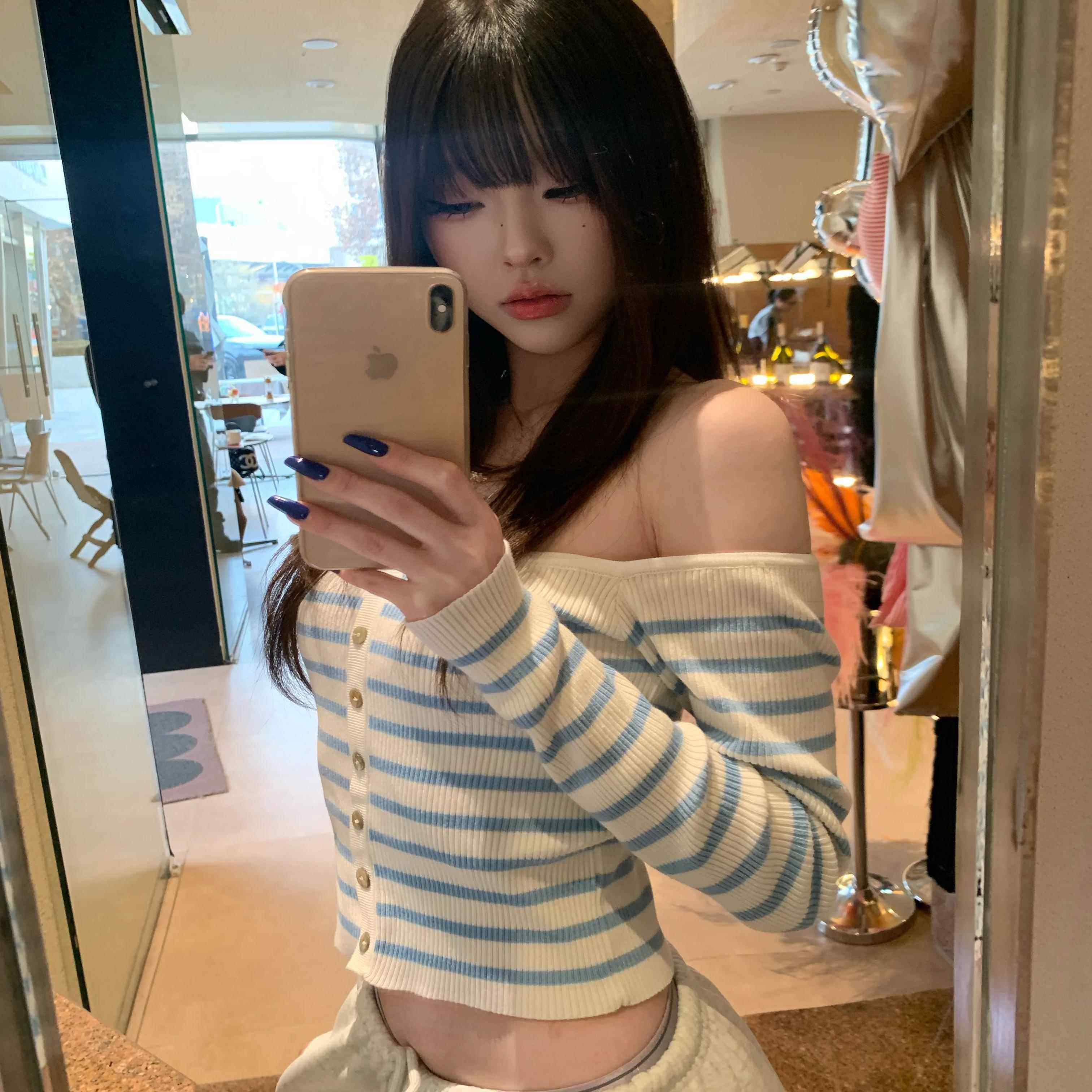 Lovedeath【纯欲陷阱】蓝白条纹针织衫女一字肩修身短款打底上衣,淘宝优惠券,粉丝福利购,淘宝优惠卷