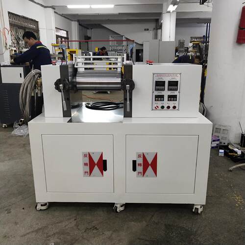 微型实验室怎么配色小型开练机哪里有现货橡胶两辊机如何调距 - 图0