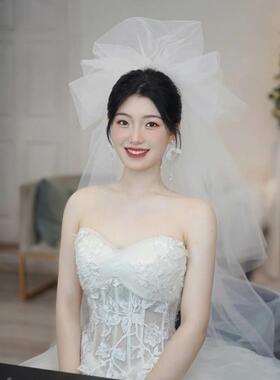 2025新款头纱抓泡云朵蓬蓬头纱韩式新娘摄影造型街拍婚纱跟妆白色